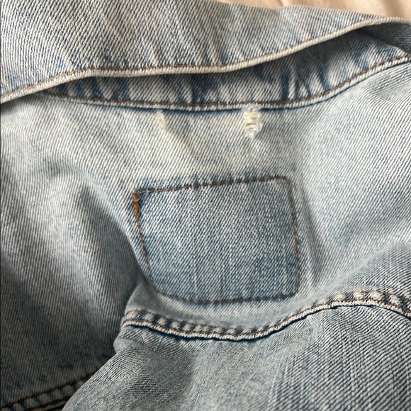 Levi's Light Blue Jean Jacket - Picture 4 of 4